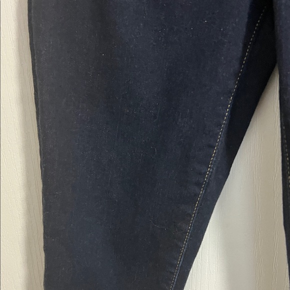 Classic Levis 721 high rise fileforme skinny Jeans - Picture 5 of 11